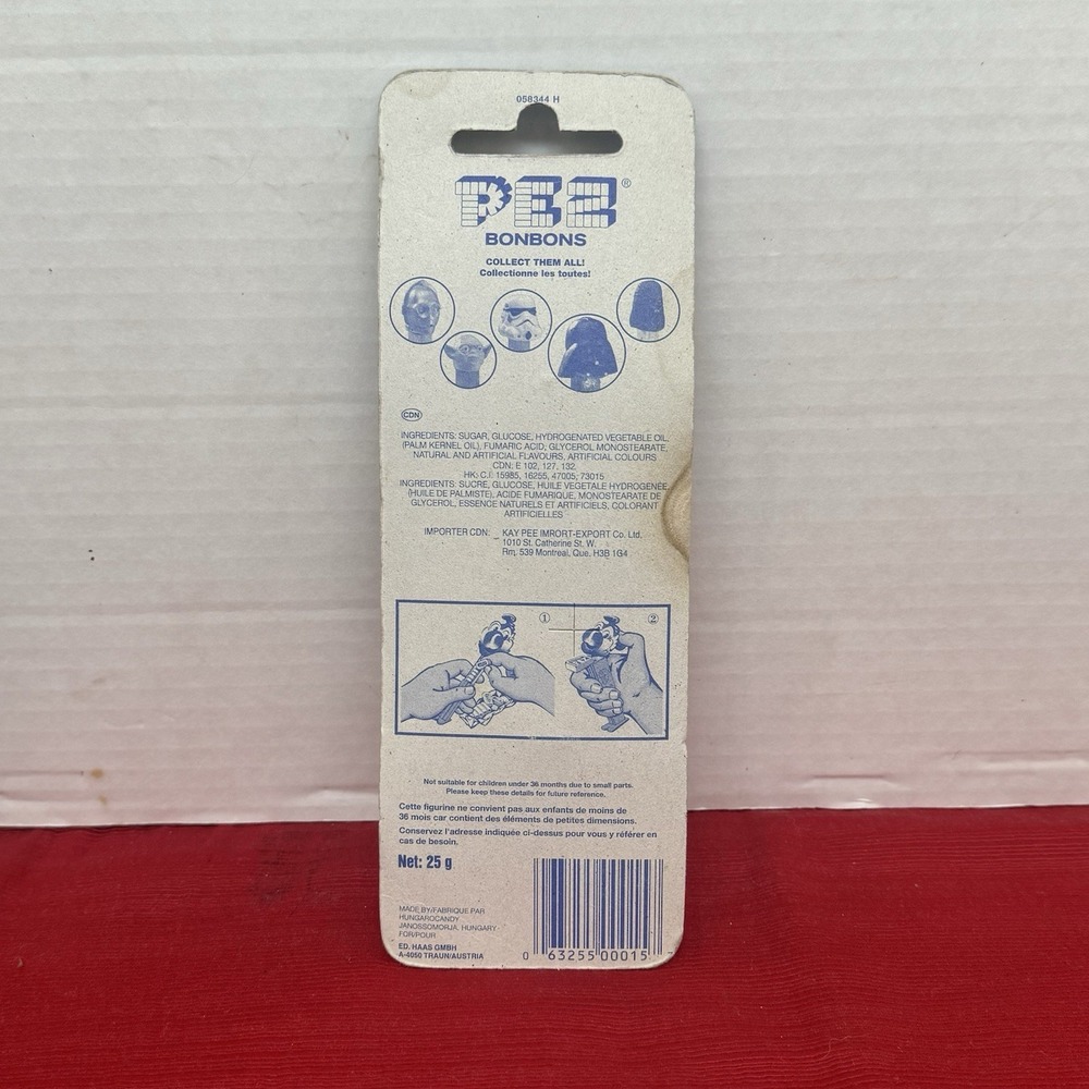 Vintage C-3PO PEZ Candy Dispenser Star Wars 1996 on Blue Card NEW In Sealed Pkg. - Picture 2 of 3